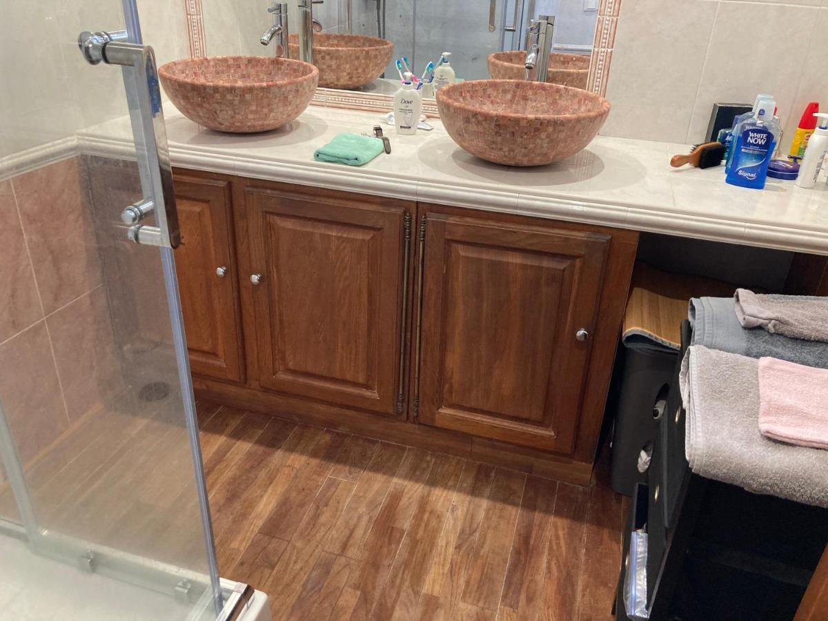 Location Chambre Avec Salle De Bain Et Partie Commune Sea View & Mountain View Renting 1 Of 3 Bedrooms With Shared Common Space 3 Bdrm Apt Not 1 Bdrm Plus Clime Ou Ac Bastia  Exterior foto